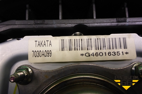 Подушка безопасности в рулевое колесо (7030A099) для Mitsubishi Pajero/Montero с 2007г