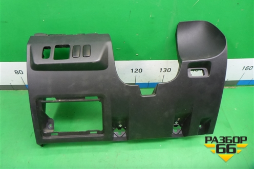 Накладка на торпедо (под рулём) (8002A220) для Mitsubishi Pajero/Montero с 2007г
