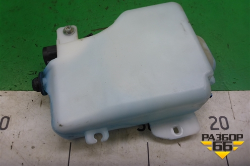 Бачок омывателя заднего стекла (060351507) для Mitsubishi Pajero/Montero с 2007г