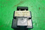 Кнопка стеклоподъёмника (8481002041) для Toyota Corolla (E12) с 2001-2007г