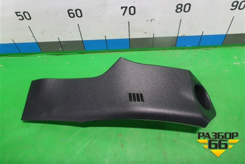 Накладка на торпедо (5548042020) для Toyota Rav-4 с 2018г