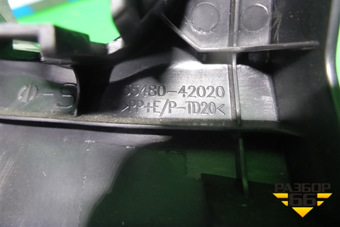 Накладка на торпедо (5548042020) для Toyota Rav-4 с 2018г