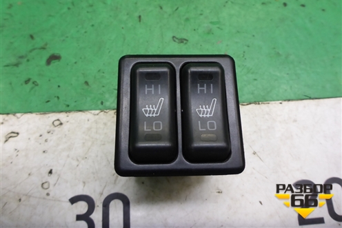 Кнопка обогрева сидений для Mitsubishi Pajero/Montero с 2007г