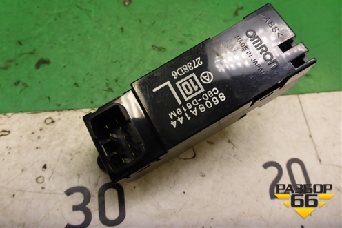 Кнопка стеклоподъёмника (8608A144) для Mitsubishi Pajero/Montero с 2007г