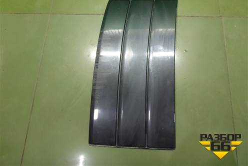 Накладка двери передней левой (CK5220939AA) для Land Rover Range Rover 4 с 2013-2022г