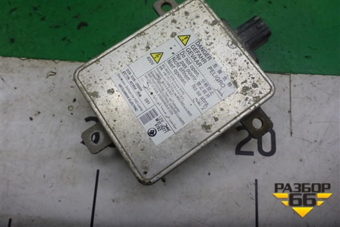 Блок розжига ксеноновой лампы (W3T16271) для Mitsubishi Pajero/Montero с 2007г