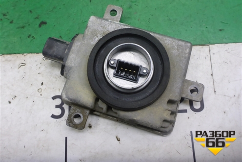 Блок розжига ксеноновой лампы (W3T16271) для Mitsubishi Pajero/Montero с 2007г