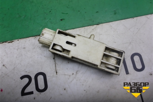 Датчик AIR BAG (8651A014) для Mitsubishi Pajero/Montero с 2007г