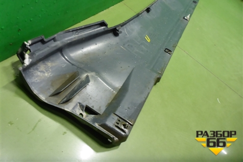 Накладка на порог наружная правая (5ти дверный кузов) (7405A094) для Mitsubishi Pajero/Montero с 2007г
