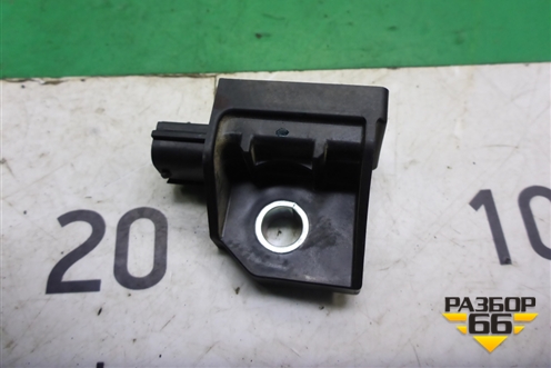 Датчик AIR BAG (8651A069) для Mitsubishi Pajero/Montero с 2007г