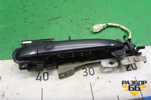Ручка наружная двери передней правой (с кнопкой) для Subaru Legacy Outback (B14) с 2009-2014г