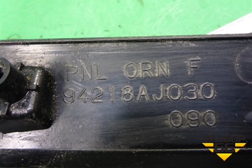 Накладка двери передней левой (94218AJ030) для Subaru Legacy Outback (B14) с 2009-2014г