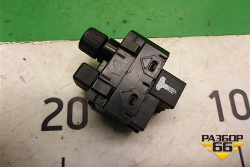 Переключатель регулировки зеркал (83061AJ000) для Subaru Legacy Outback (B14) с 2009-2014г