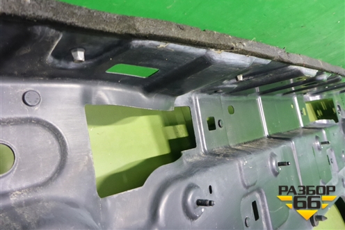 Панель передняя  (82166088) для Renault  TRUCK T-Series с 2013г