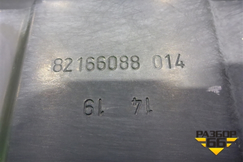 Панель передняя  (82166088) для Renault  TRUCK T-Series с 2013г
