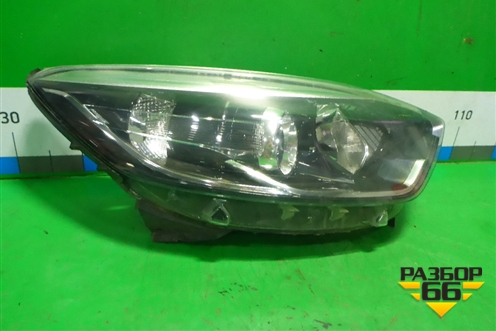 Фара правая (галоген) (260108765R) для Renault Kaptur с 2016г