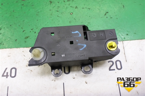 Ручка внутренняя двери передней левой (3M51R22601AA) для Ford Focus 2 с 2008-2011г