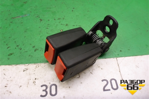 Замок ремня безопасности задний (пара) (4M51A613K21AA) для Ford Focus 2 с 2008-2011г