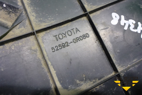 Пыльник заднего бампера левый (525920R080) для Toyota Rav-4 с 2018г