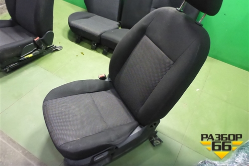 Сиденья комплект (с подогревом) для Ford Focus 2 с 2008-2011г