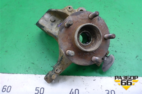 Кулак поворотный передний правый (3M513K170) для Ford Focus 2 с 2008-2011г