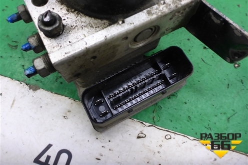 Блок ABS (8M512M110AA) для Ford Focus 2 с 2008-2011г