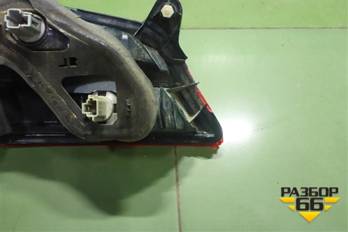 Фонарь задний внутренний правый (84912AJ250) для Subaru Legacy Outback (B14) с 2009-2014г