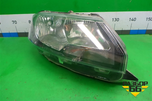 Фара правая (галоген) (5JB941016) для Skoda Rapid с 2013г