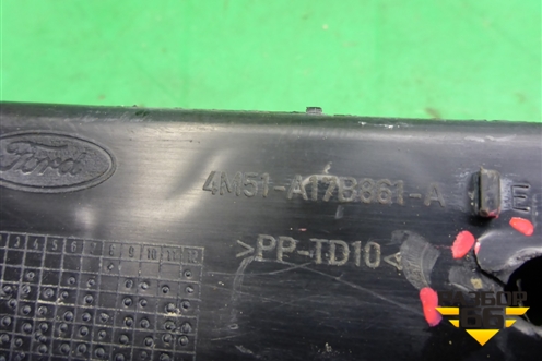 Кронштейн заднего бампера (4M51A17B861A) для Ford Focus 2 с 2008-2011г