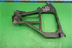 Кронштейн заднего бампера правый (4M51A17E850AE) для Ford Focus 2 с 2008-2011г