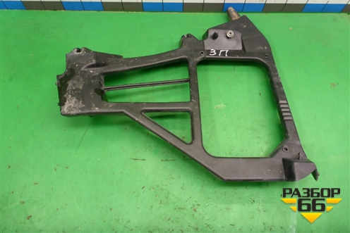 Кронштейн заднего бампера правый (4M51A17E850AE) для Ford Focus 2 с 2008-2011г