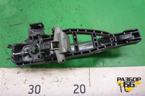 Ручка наружная двери передней правой (с хромом) для Ford Focus 2 с 2008-2011г