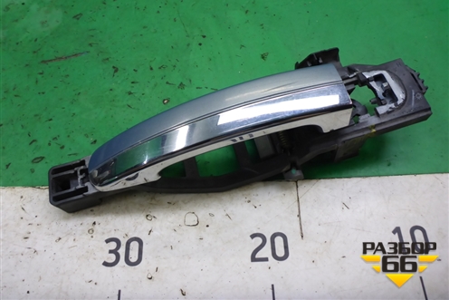 Ручка наружная двери передней правой (с хромом) для Ford Focus 2 с 2008-2011г