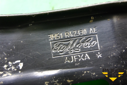 Кронштейн радиатора верхний (3M51R42330AE) для Ford Focus 2 с 2008-2011г