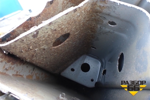 Порог со стойкой правый для Mazda Mazda 3 (BK) с 2003-2009г 