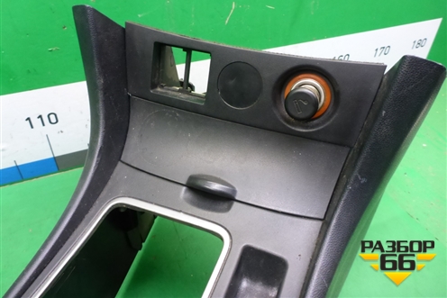 Подлокотник (BP4K64428) для Mazda Mazda 3 (BK) с 2003-2009г 