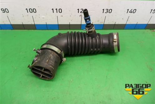 Патрубок воздушного фильтра (L33E13220) для Mazda Mazda 3 (BK) с 2003-2009г 