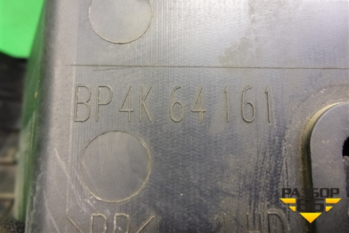 Бардачок (BP4K64161) для Mazda Mazda 3 (BK) с 2003-2009г 