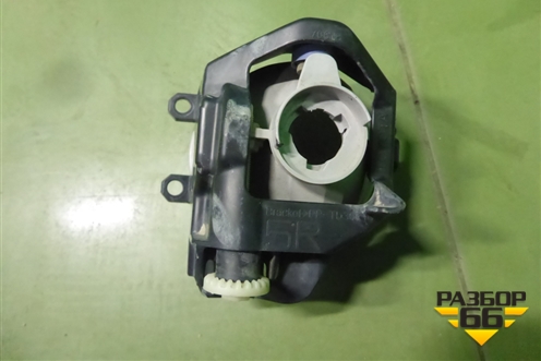 Фара противотуманная правая (8122147010) для Toyota Rav-4 с 2012-2019г