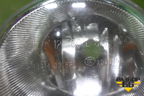 Фара противотуманная левая (8122147010) для Toyota Rav-4 с 2012-2019г