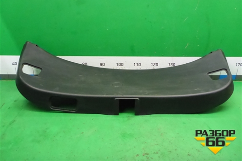 Обшивка двери багажника (BP4K68960) для Mazda Mazda 3 (BK) с 2003-2009г 