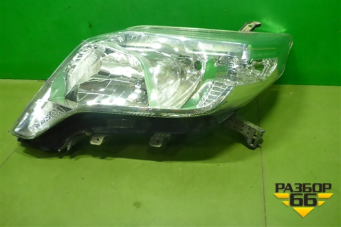 Фара левая (после 2013г до 2017г галоген) (8117060J00) для Toyota Land Cruiser Prado(150) с 2009г