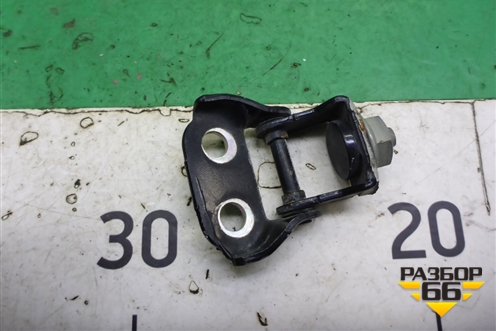Петля двери багажника для Mazda Mazda 3 (BK) с 2003-2009г 