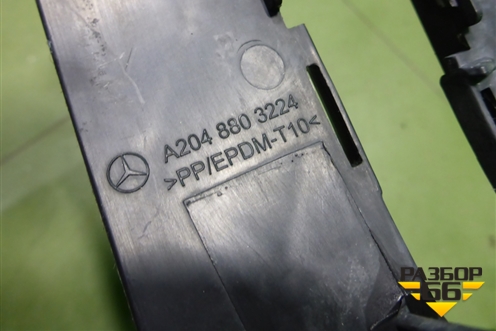 Накладка ПТФ левая (после 2010г) (A2048803224) для Mercedes Benz C-Klass W204 с 2007-2014г