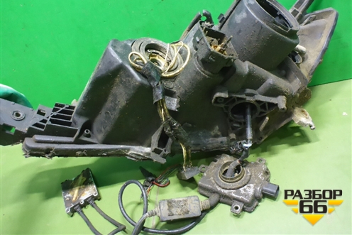 Фара L+R комплект (хетчбэк) для Mazda Mazda 3 (BK) с 2003-2009г 
