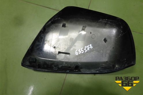 Накладка зеркала правого (до 2012г) для Toyota Land Cruiser (200) с 2008г