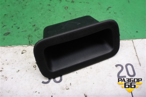 Ручка внутренняя на обшивку двери багажника (GJ6A68966) для Mazda Mazda 3 (BK) с 2003-2009г 