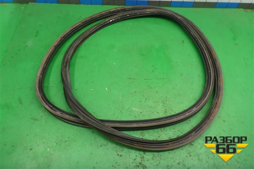 Уплотнитель багажника (хетчбэк) для Mazda Mazda 3 (BK) с 2003-2009г 