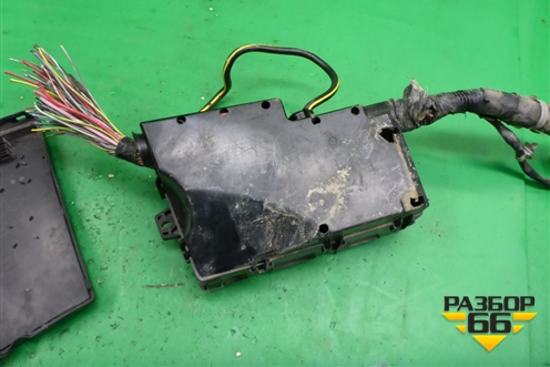 Блок предохранителей подкапотный (BP4K66765) для Mazda Mazda 3 (BK) с 2003-2009г 
