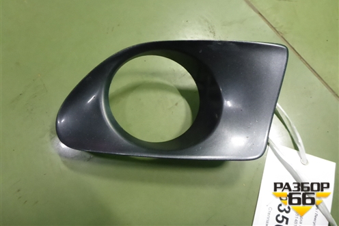 Накладка ПТФ правая (до 2012г) (8148148080) для Lexus RX 300 c 2009-2015г